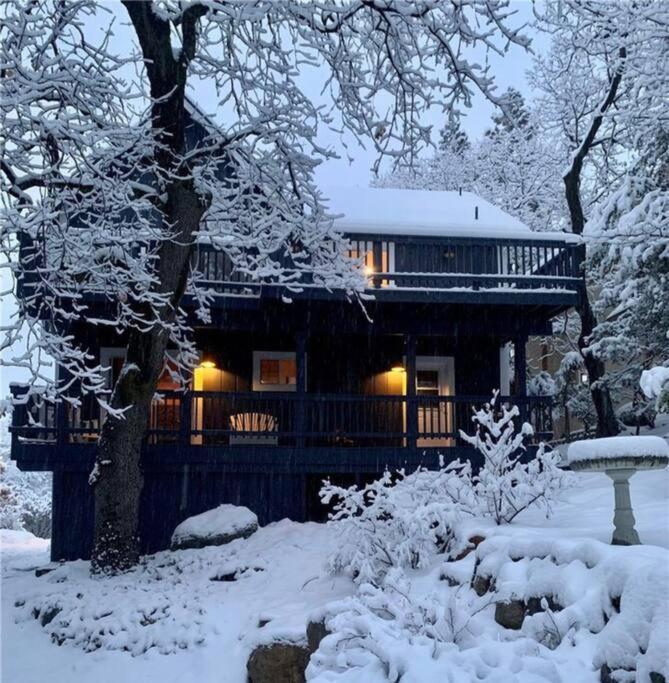 Charming Getaway *